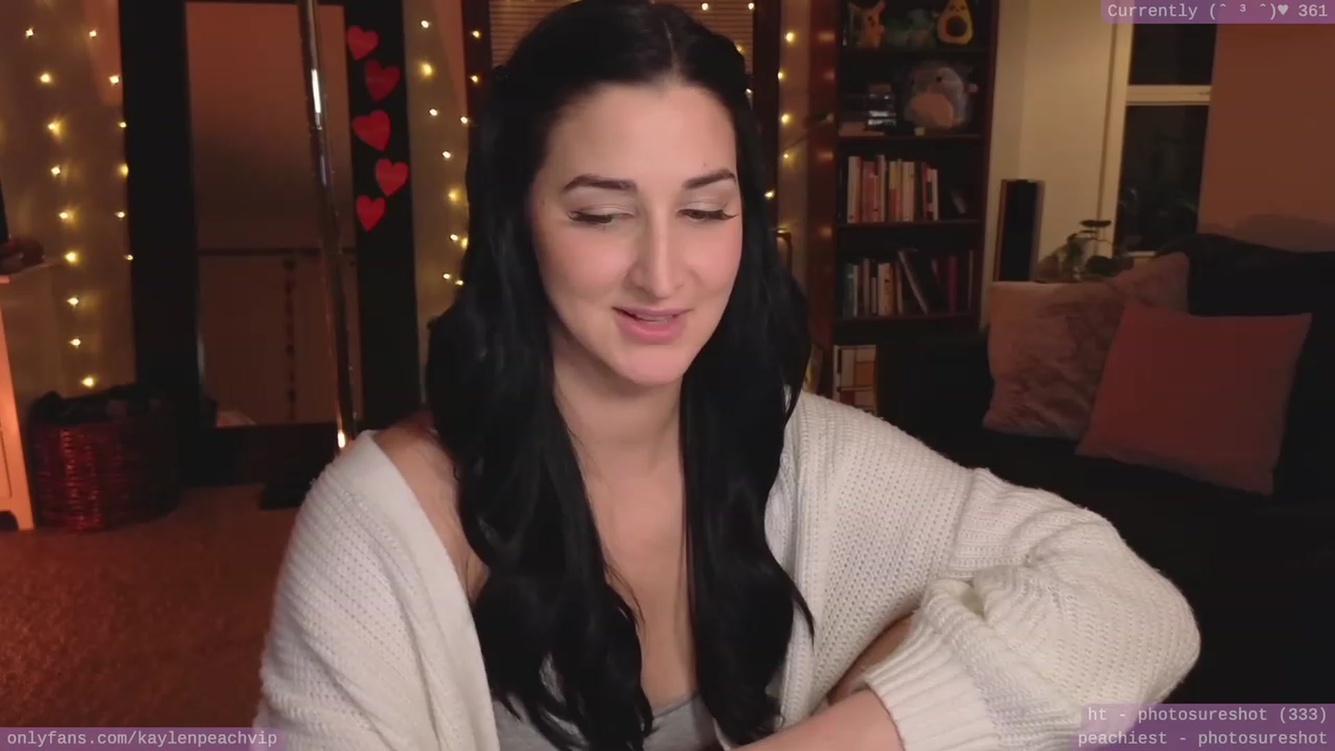 Gallery image thumbnail from KaylenPeach's myfreecams stream on, 01/27/2023, 04:14 image 20 of 20