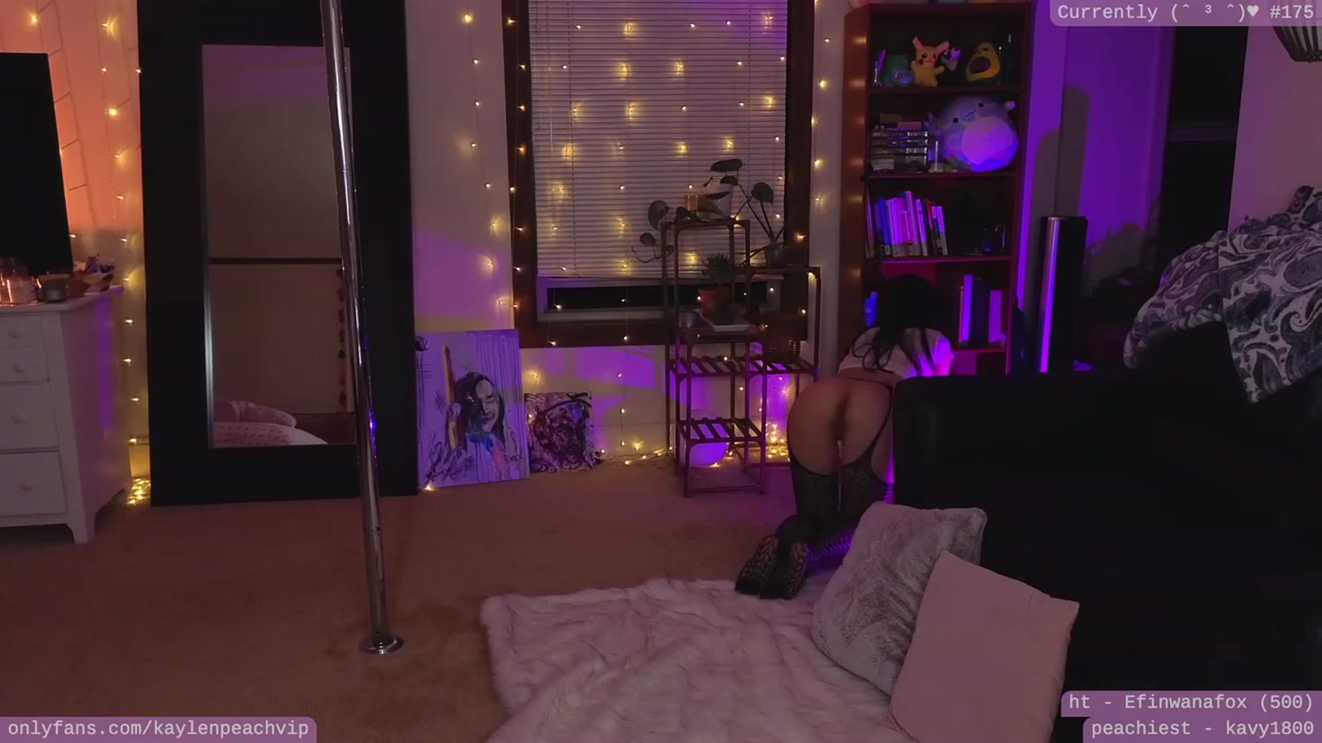 Gallery image thumbnail from KaylenPeach's myfreecams stream on, 05/05/2023, 04:33 image 10 of 20