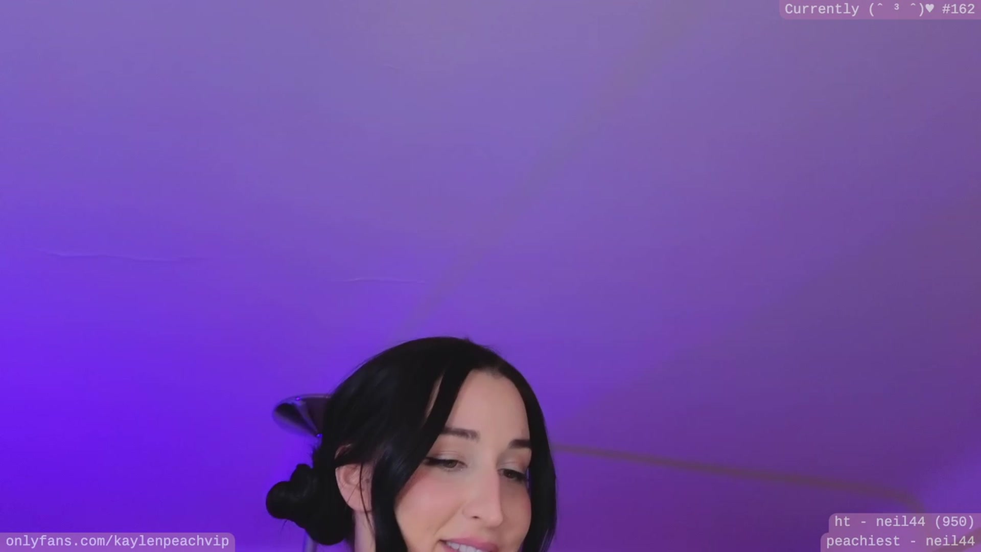 Gallery image thumbnail from KaylenPeach's myfreecams stream on, 06/14/2023, 04:30 image 9 of 20