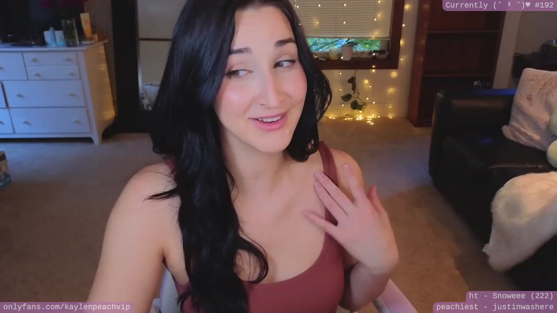 Gallery image thumbnail from KaylenPeach's myfreecams stream on, 06/23/2023, 03:01 image 2 of 20