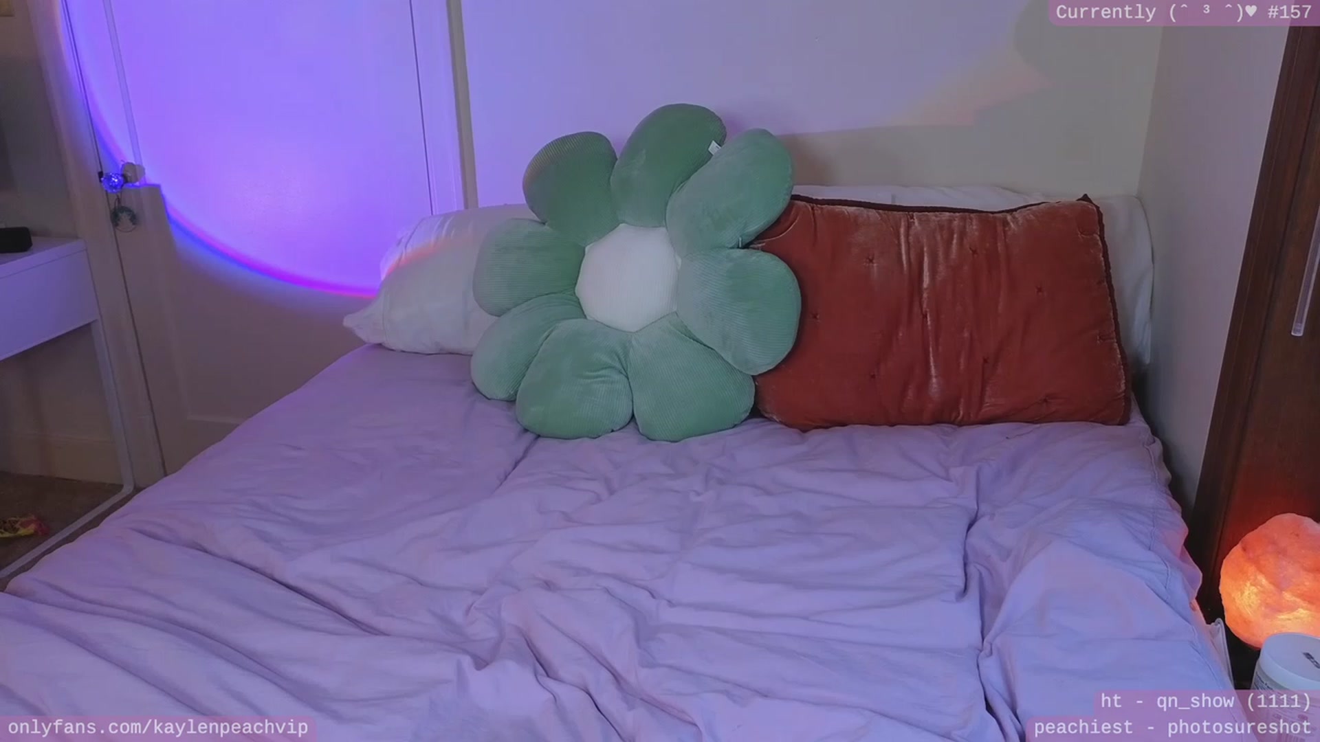 Gallery image thumbnail from KaylenPeach's myfreecams stream on, 06/28/2023, 04:18 image 3 of 20