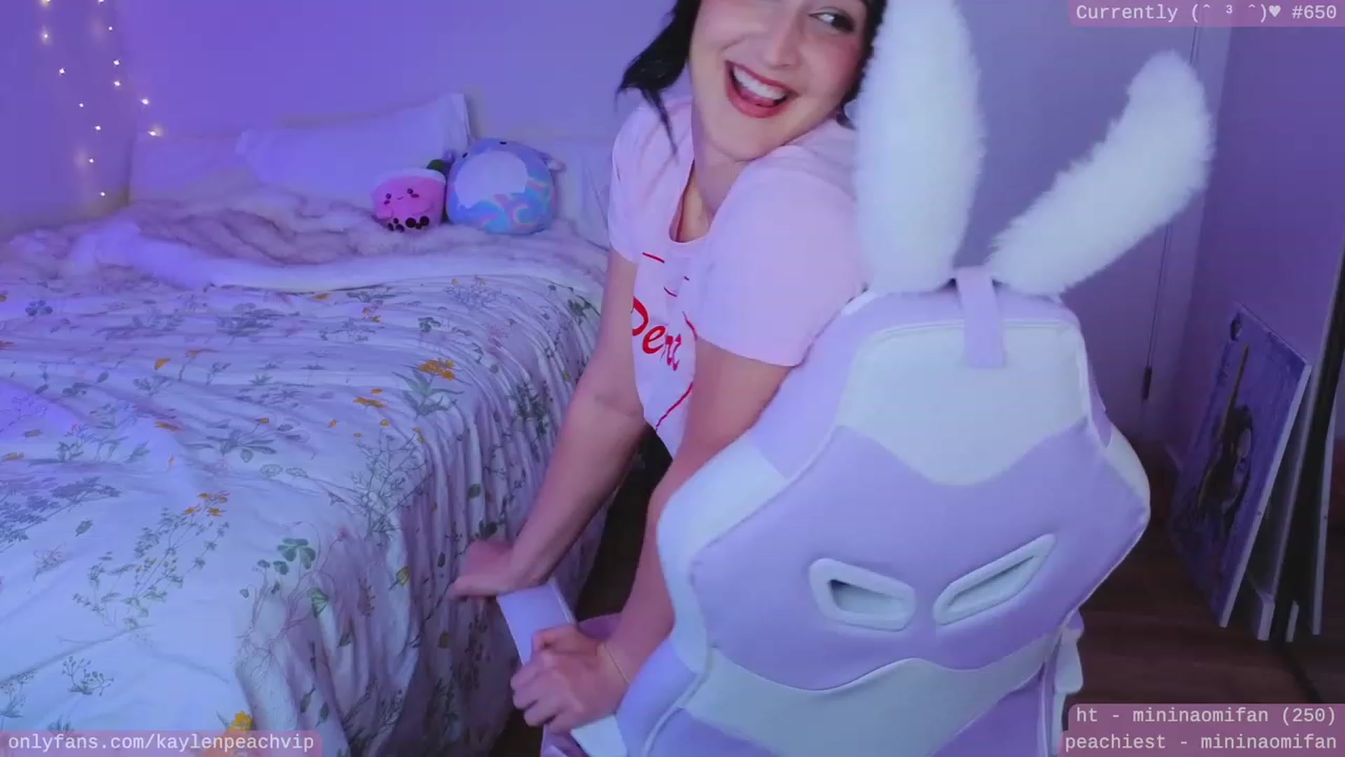 Gallery image thumbnail from KaylenPeach's myfreecams stream on, 08/08/2023, 02:29 image 8 of 20