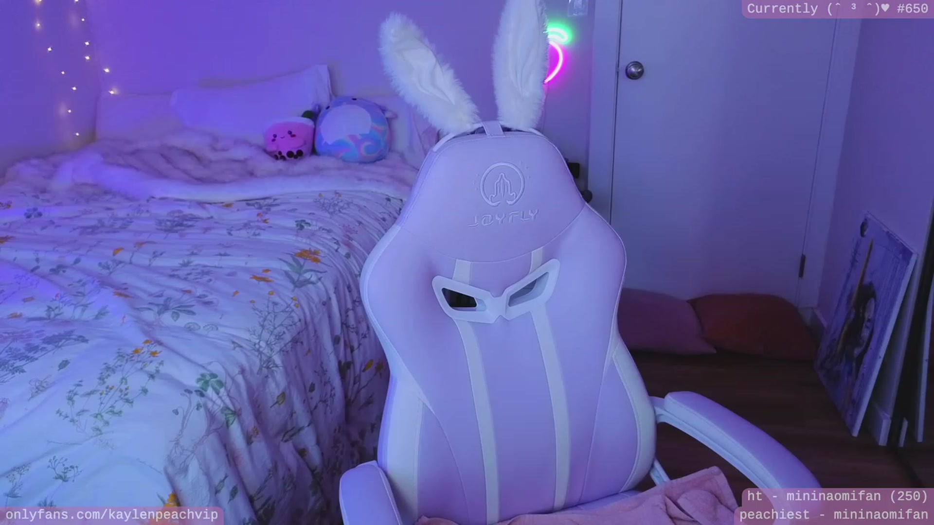 Gallery image thumbnail from KaylenPeach's myfreecams stream on, 08/08/2023, 02:29 image 11 of 20
