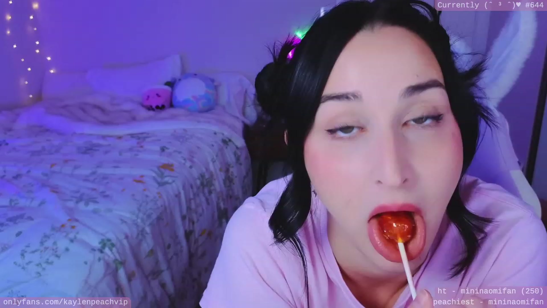 Gallery image thumbnail from KaylenPeach's myfreecams stream on, 08/08/2023, 02:29 image 17 of 20