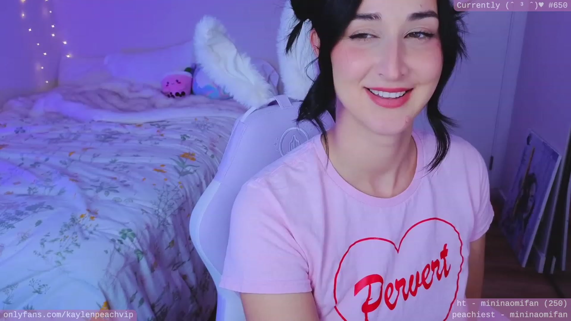 Gallery image thumbnail from KaylenPeach's myfreecams stream on, 08/08/2023, 02:29 image 10 of 20