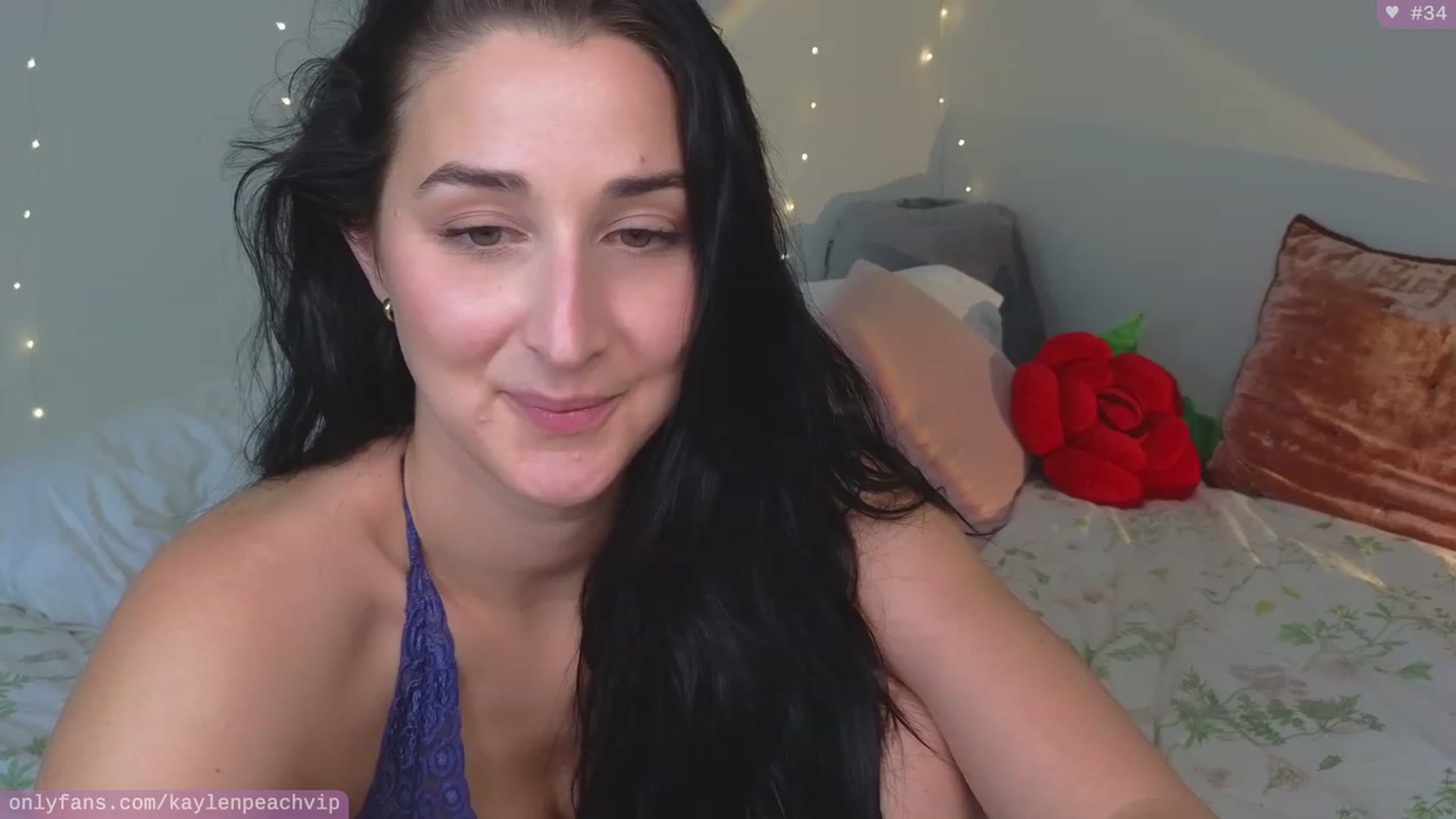 Gallery image thumbnail from KaylenPeach's myfreecams stream on, 10/03/2023, 21:55 image 14 of 20