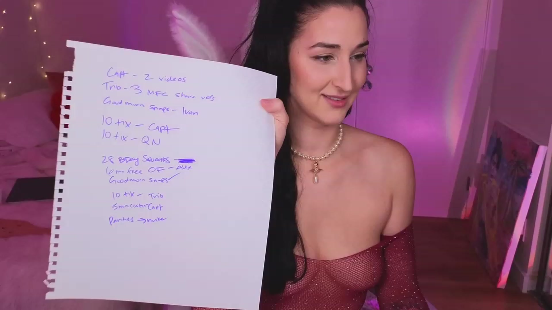 Gallery image thumbnail from KaylenPeach's myfreecams stream on, 10/07/2023, 01:58 image 16 of 20