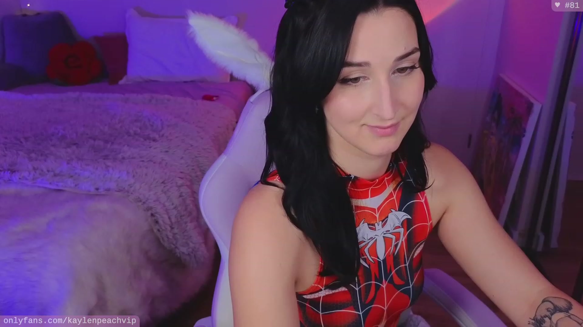 Gallery image thumbnail from KaylenPeach's myfreecams stream on, 10/24/2023, 04:25 image 13 of 20