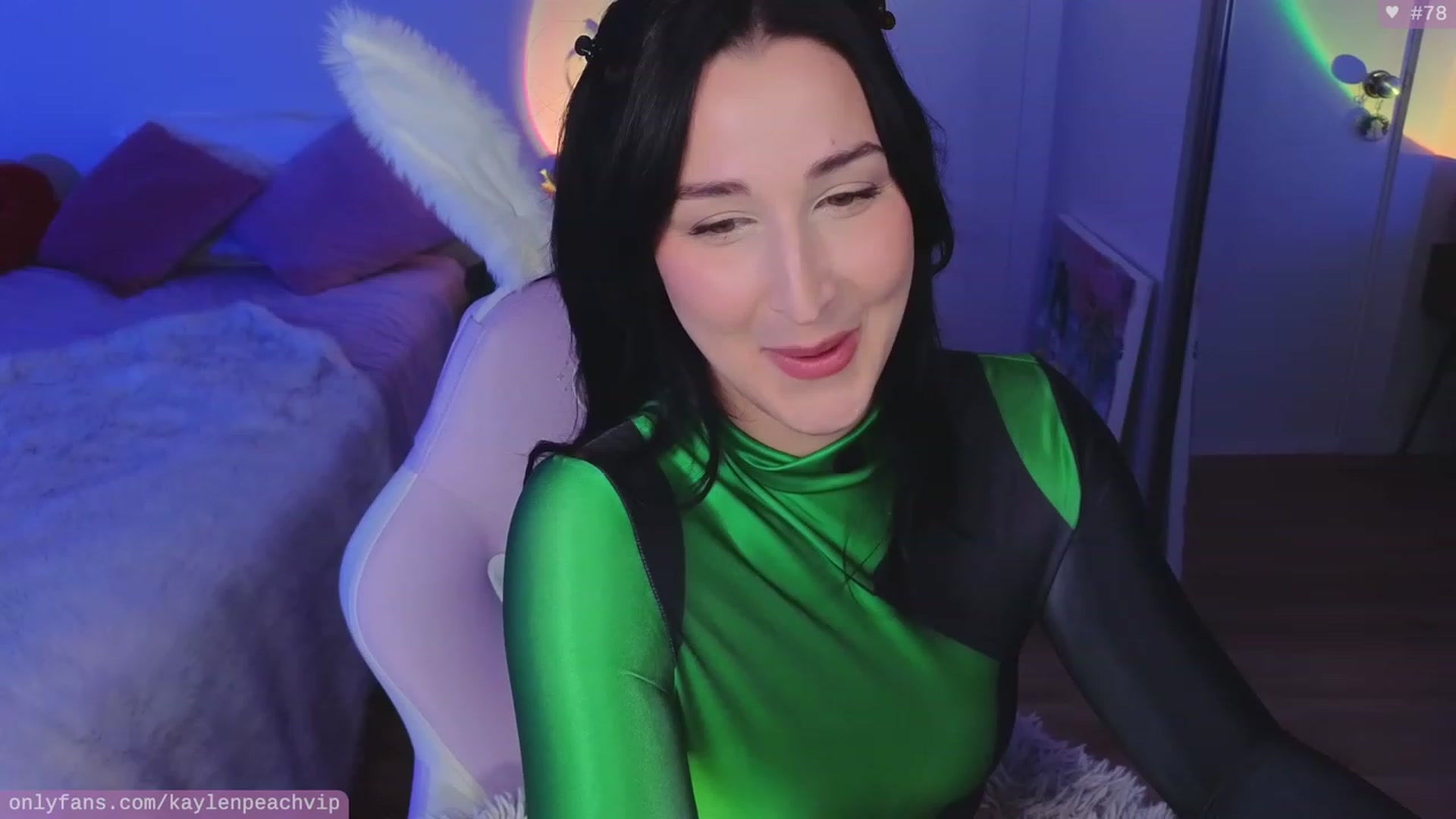 Gallery image thumbnail from KaylenPeach's myfreecams stream on, 10/26/2023, 03:44 image 1 of 20