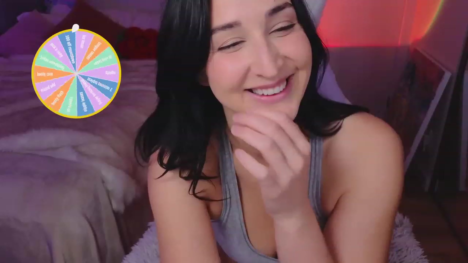 Gallery image thumbnail from KaylenPeach's myfreecams stream on, 11/17/2023, 05:47 image 4 of 20