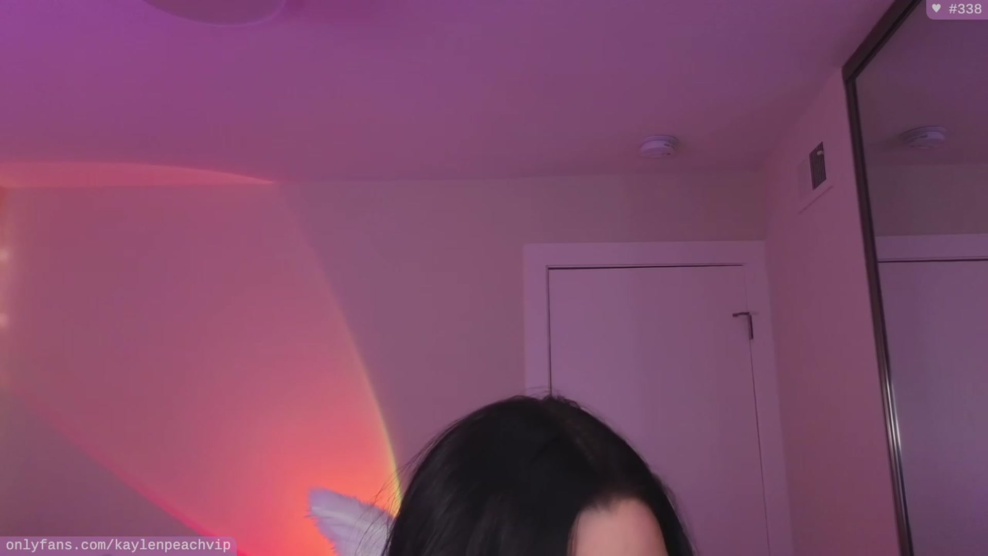 Gallery image thumbnail from KaylenPeach's myfreecams stream on, 11/25/2023, 03:27 image 15 of 20