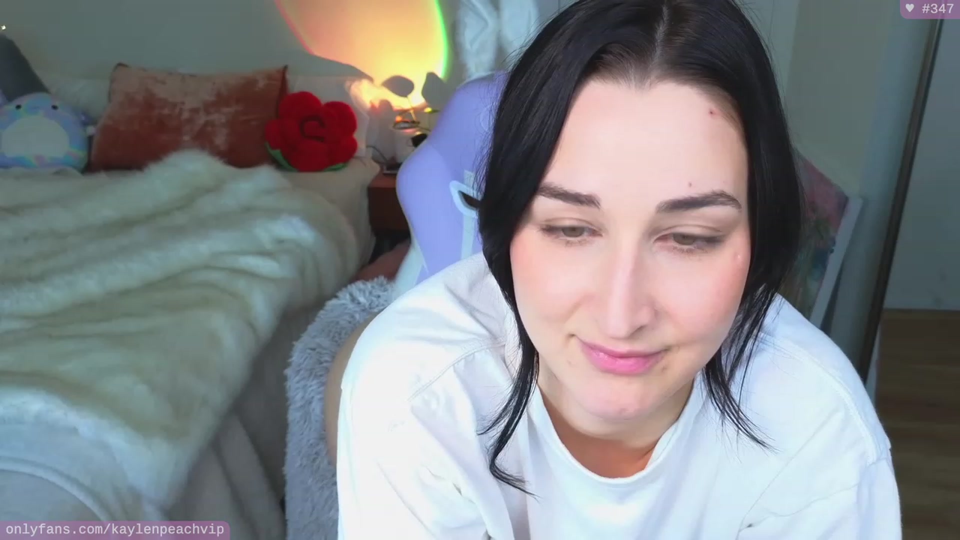 Gallery image thumbnail from KaylenPeach's myfreecams stream on, 11/30/2023, 23:01 image 4 of 20