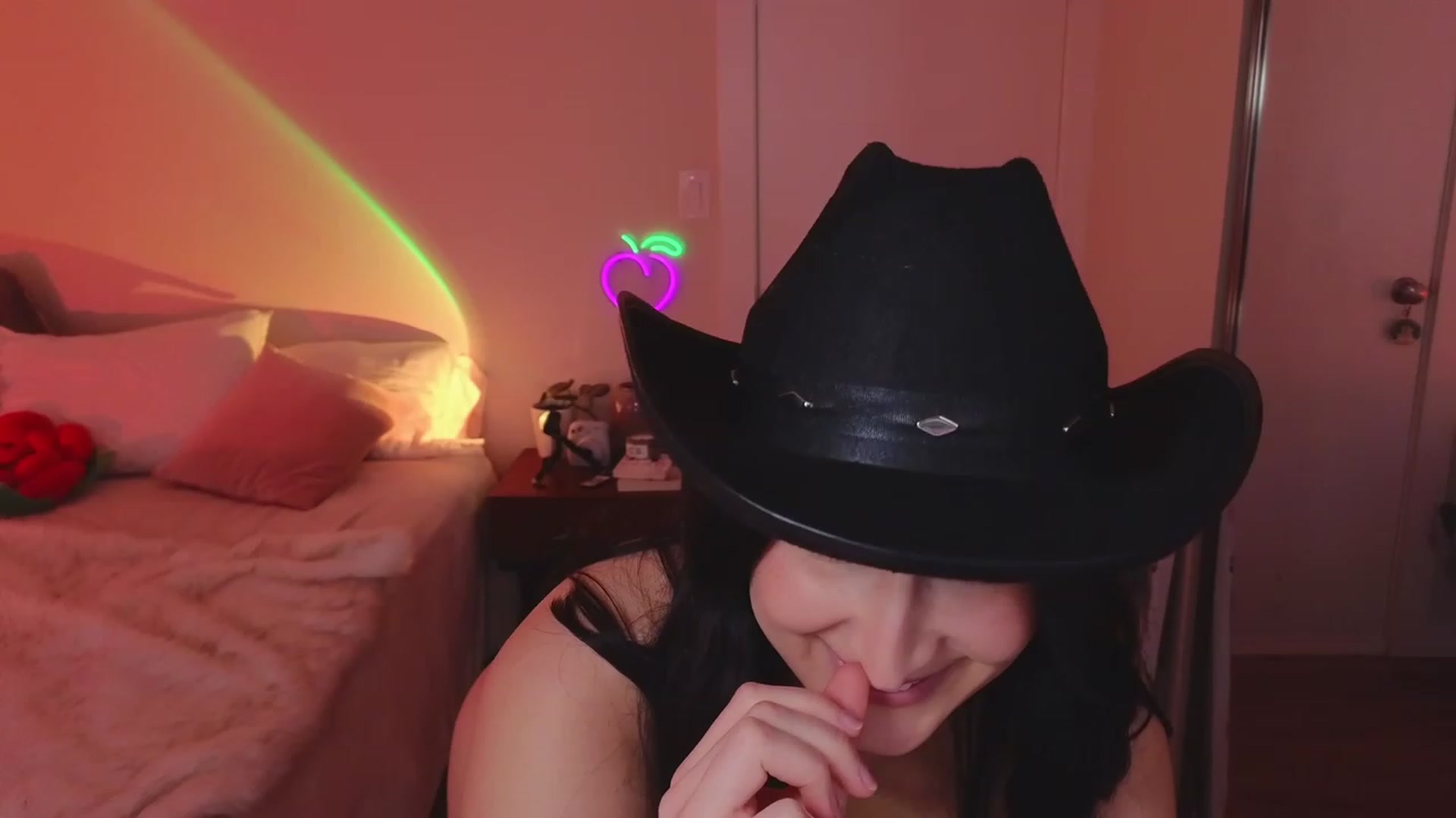 Gallery image thumbnail from KaylenPeach's myfreecams stream on, 01/02/2024, 03:59 image 20 of 20