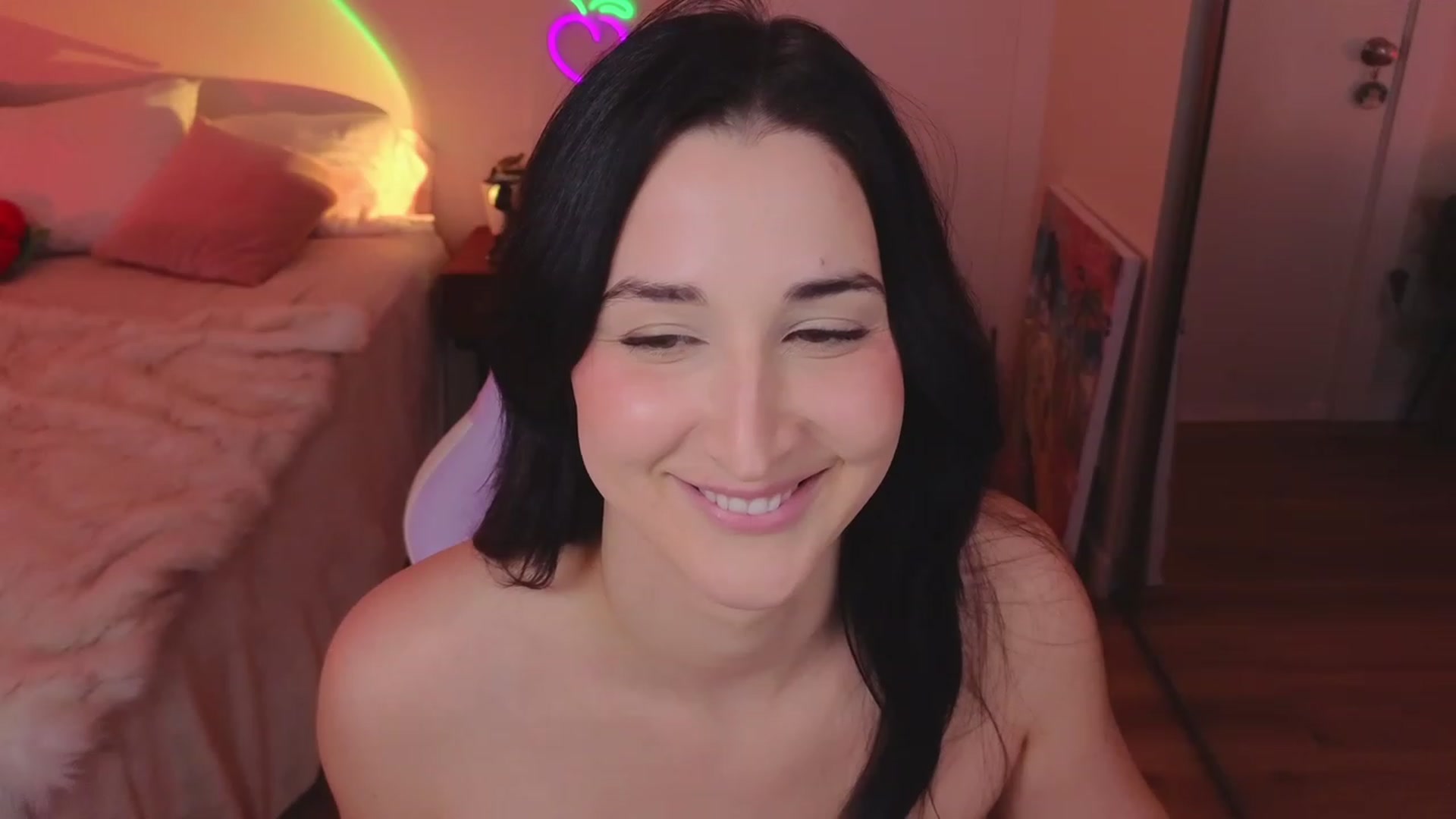 Gallery image thumbnail from KaylenPeach's myfreecams stream on, 01/02/2024, 04:51 image 9 of 20