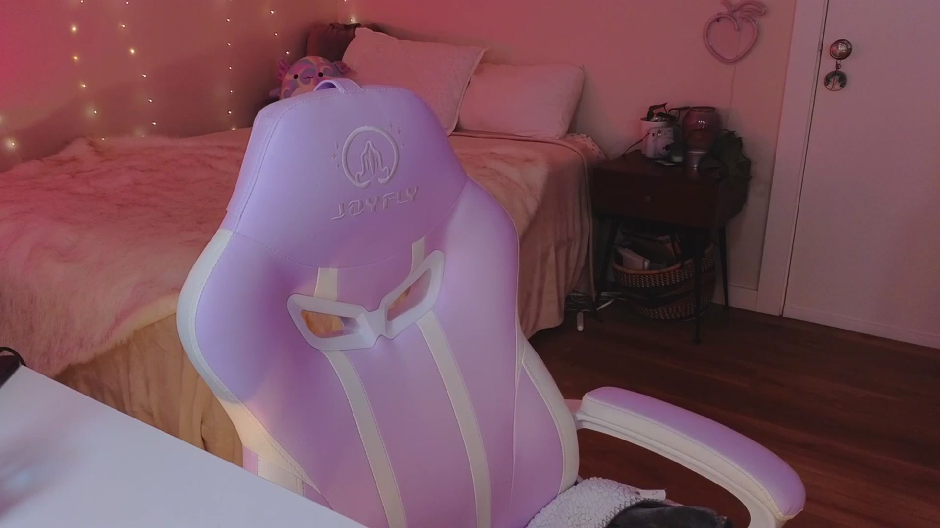 Gallery image thumbnail from KaylenPeach's myfreecams stream on, 02/02/2024, 05:33 image 15 of 20