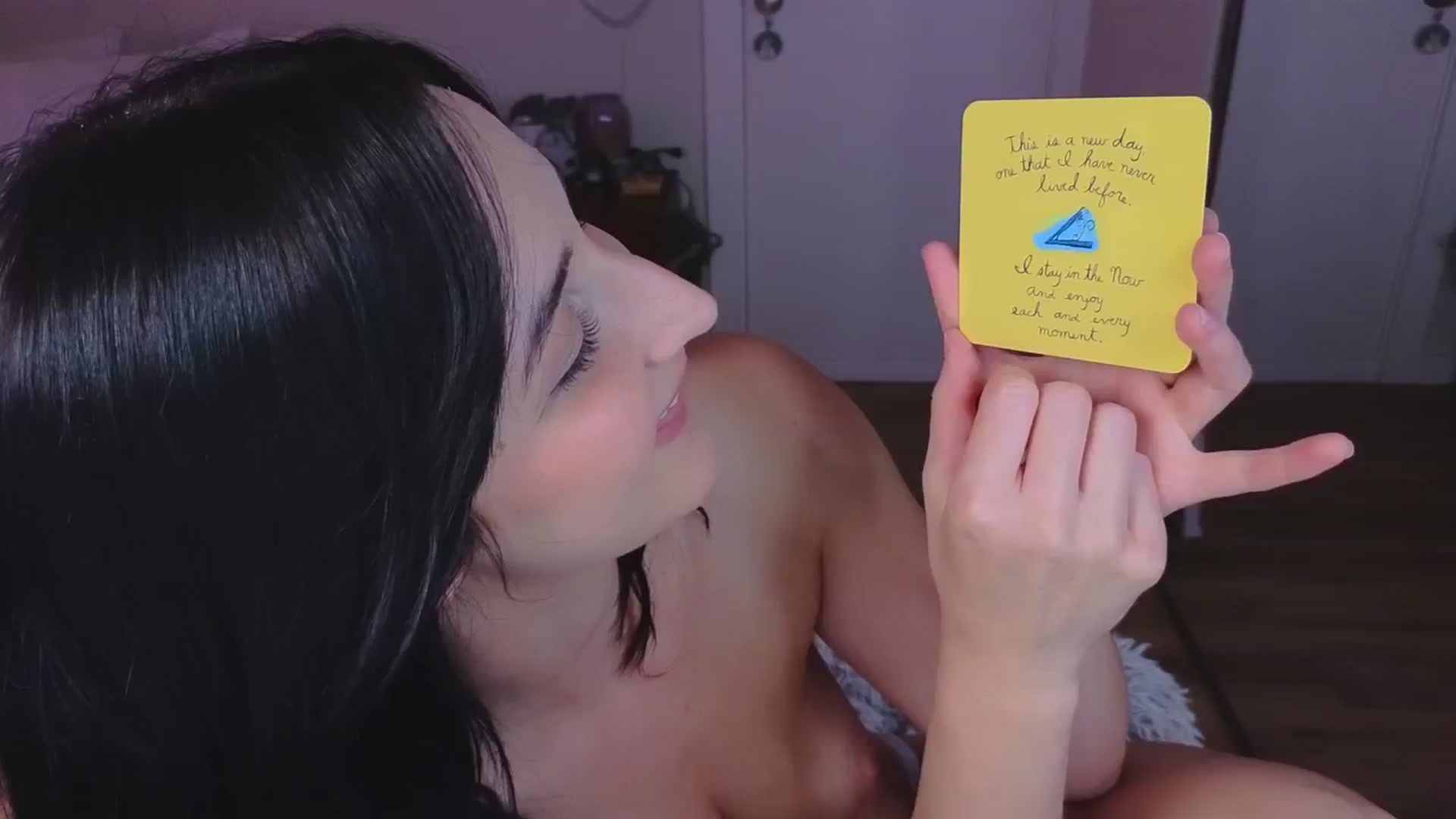 Gallery image thumbnail from KaylenPeach's myfreecams stream on, 02/28/2024, 05:42 image 19 of 20