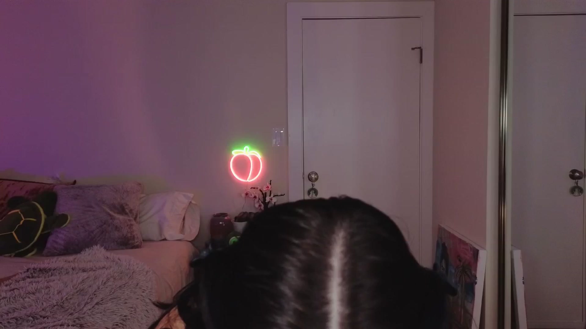 Gallery image thumbnail from KaylenPeach's myfreecams stream on, 04/19/2024, 04:49 image 12 of 20