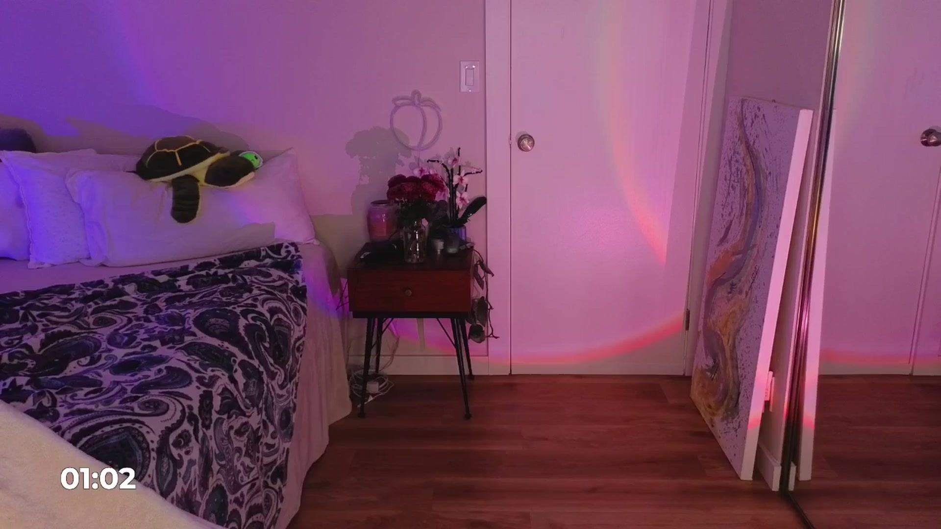 Gallery image thumbnail from KaylenPeach's myfreecams stream on, 05/07/2024, 04:37 image 16 of 20