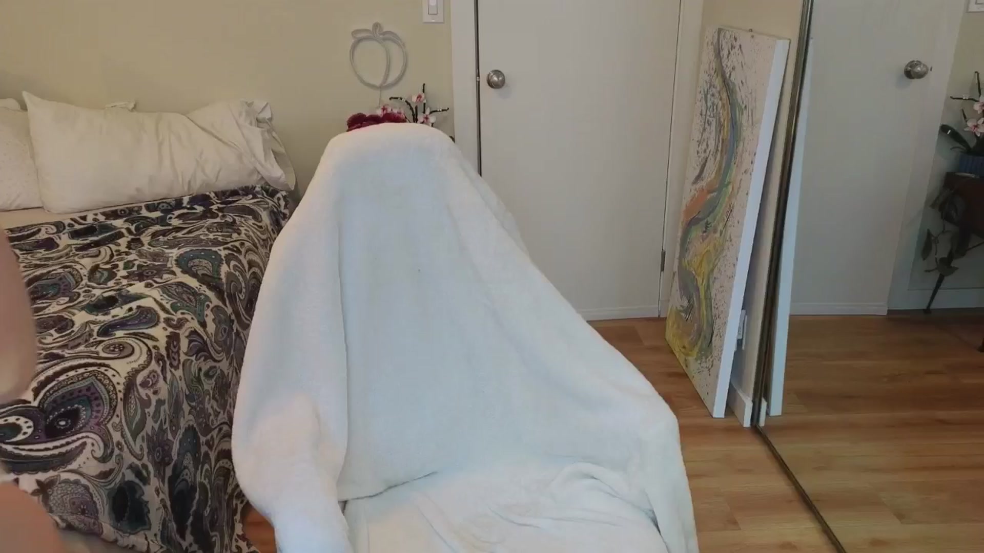 Gallery image thumbnail from KaylenPeach's myfreecams stream on, 05/07/2024, 22:55 image 4 of 20