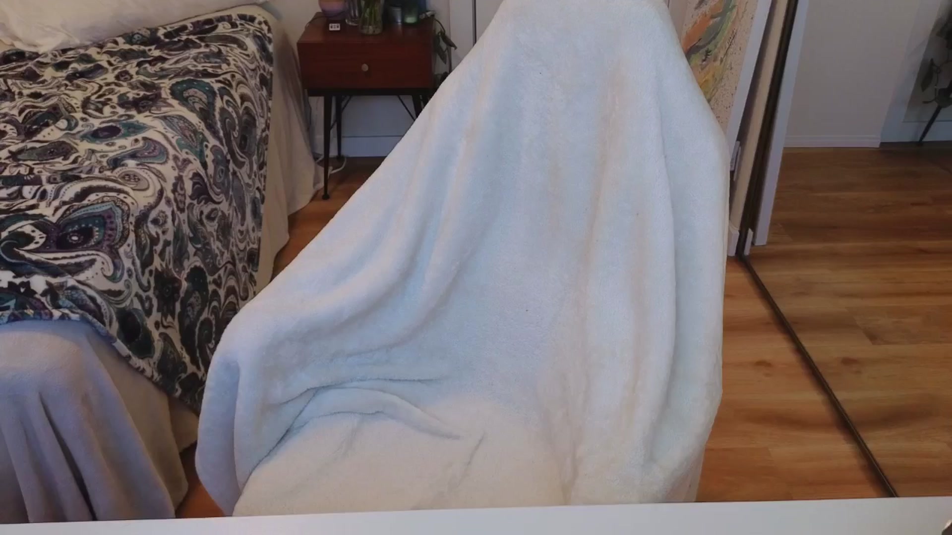 Gallery image thumbnail from KaylenPeach's myfreecams stream on, 05/07/2024, 22:55 image 15 of 20