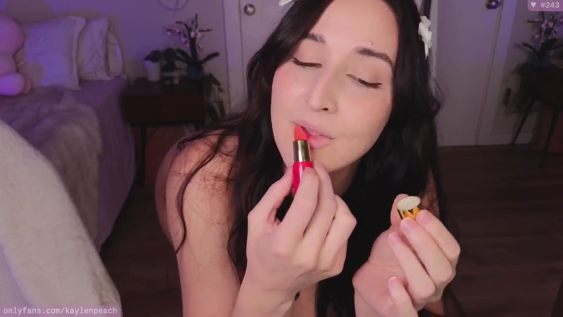 Gallery image thumbnail from KaylenPeach's myfreecams stream on, 06/25/2024, 04:31 image 13 of 20
