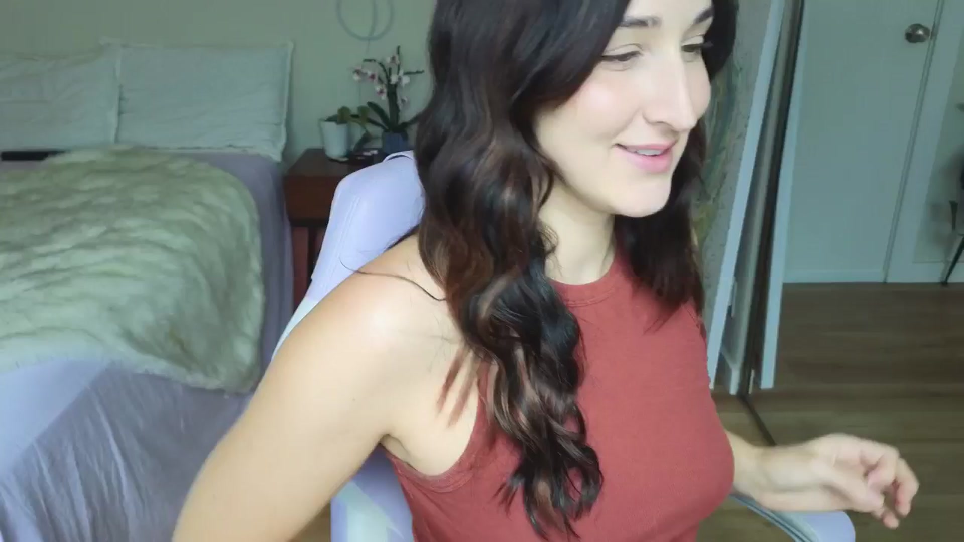 Gallery image thumbnail from KaylenPeach's myfreecams stream on, 07/22/2024, 21:04 image 1 of 20