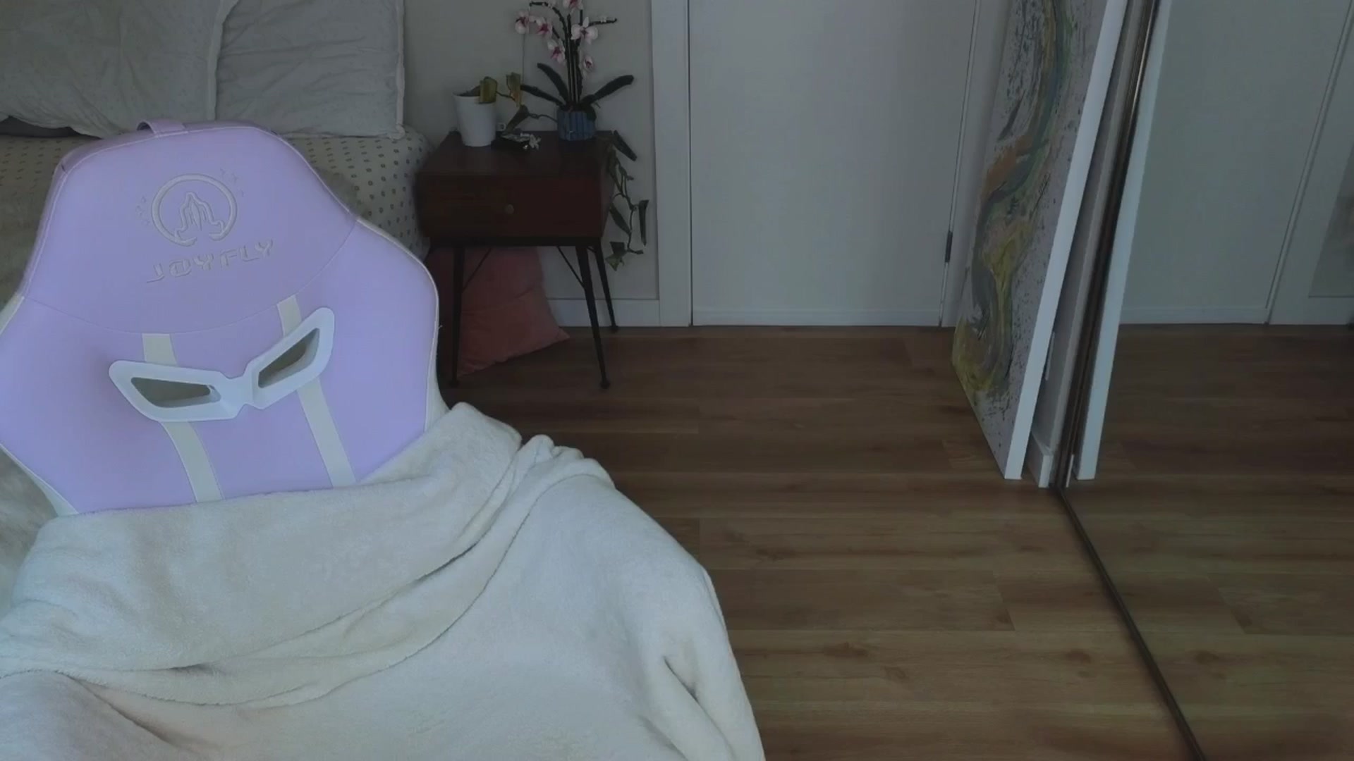 Gallery image thumbnail from KaylenPeach's myfreecams stream on, 07/25/2024, 20:59 image 15 of 20