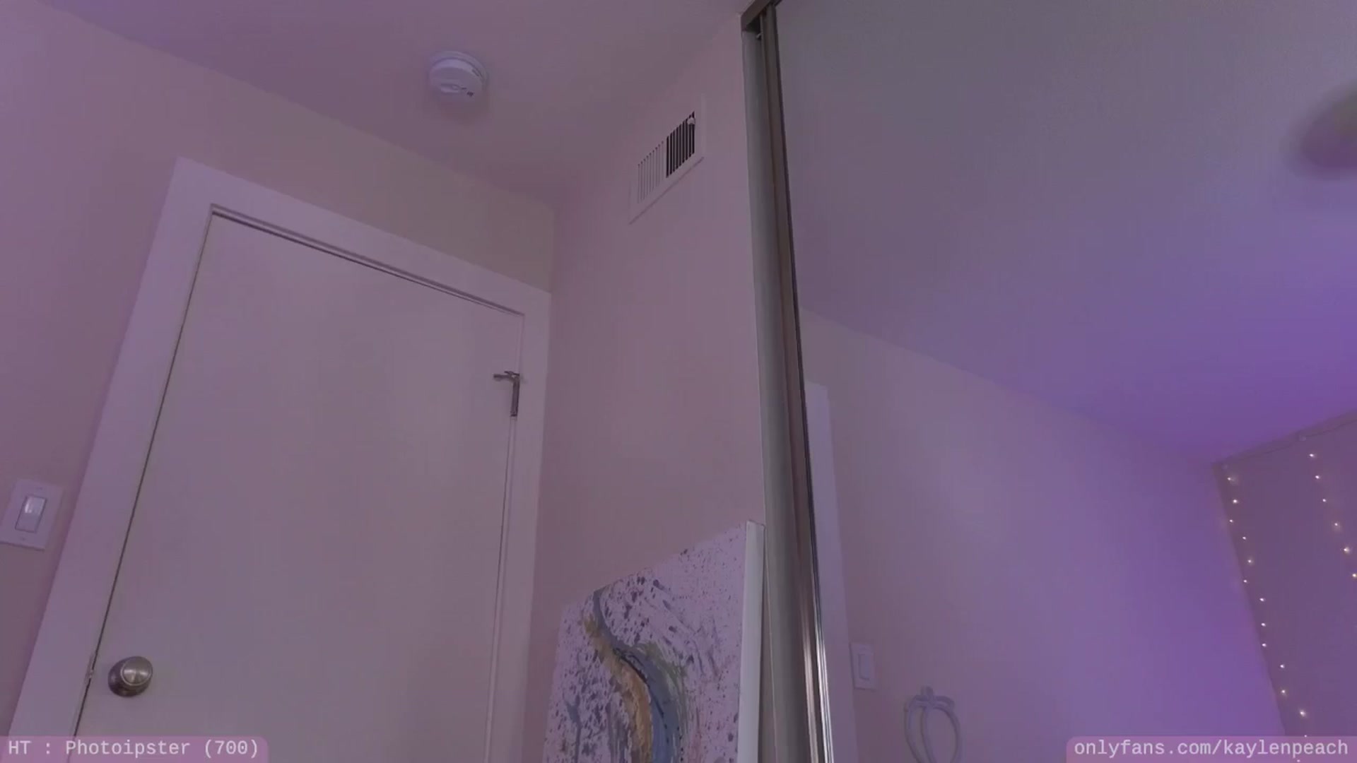 Gallery image thumbnail from KaylenPeach's myfreecams stream on, 08/27/2024, 22:24 image 18 of 20