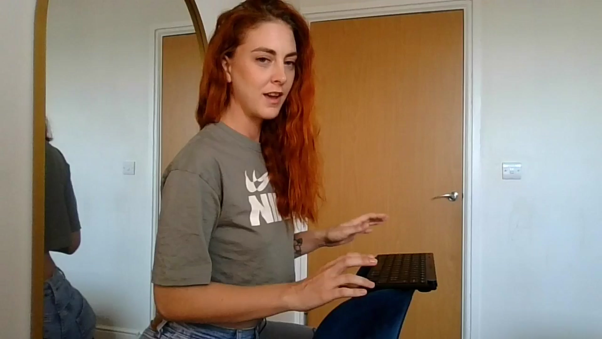 Gallery image thumbnail from KayleyxEmily's myfreecams stream on, 06/21/2024, 12:23 image 19 of 20