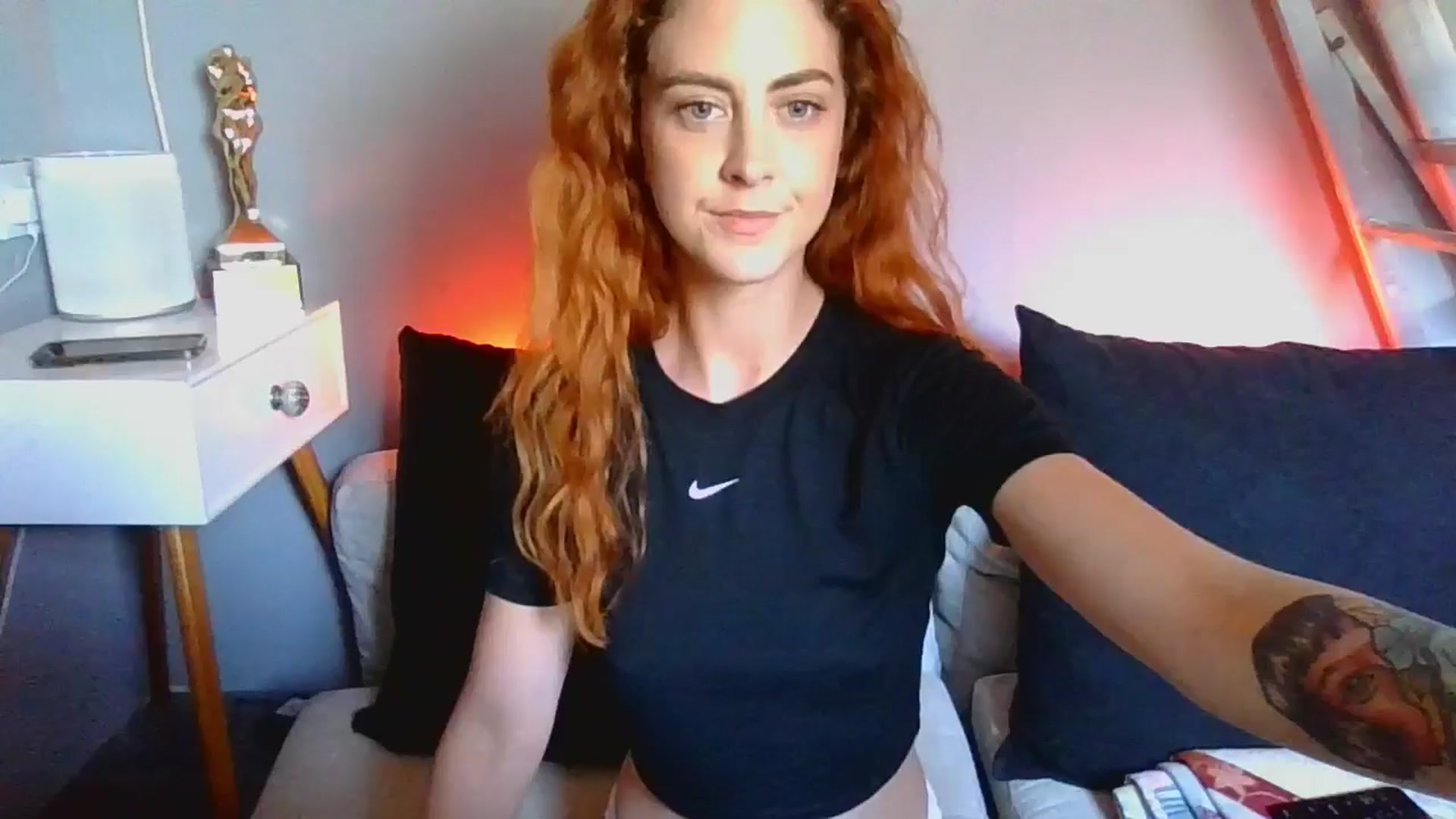 Gallery image thumbnail from KayleyxEmily's myfreecams stream on, 08/09/2024, 13:29 image 14 of 20