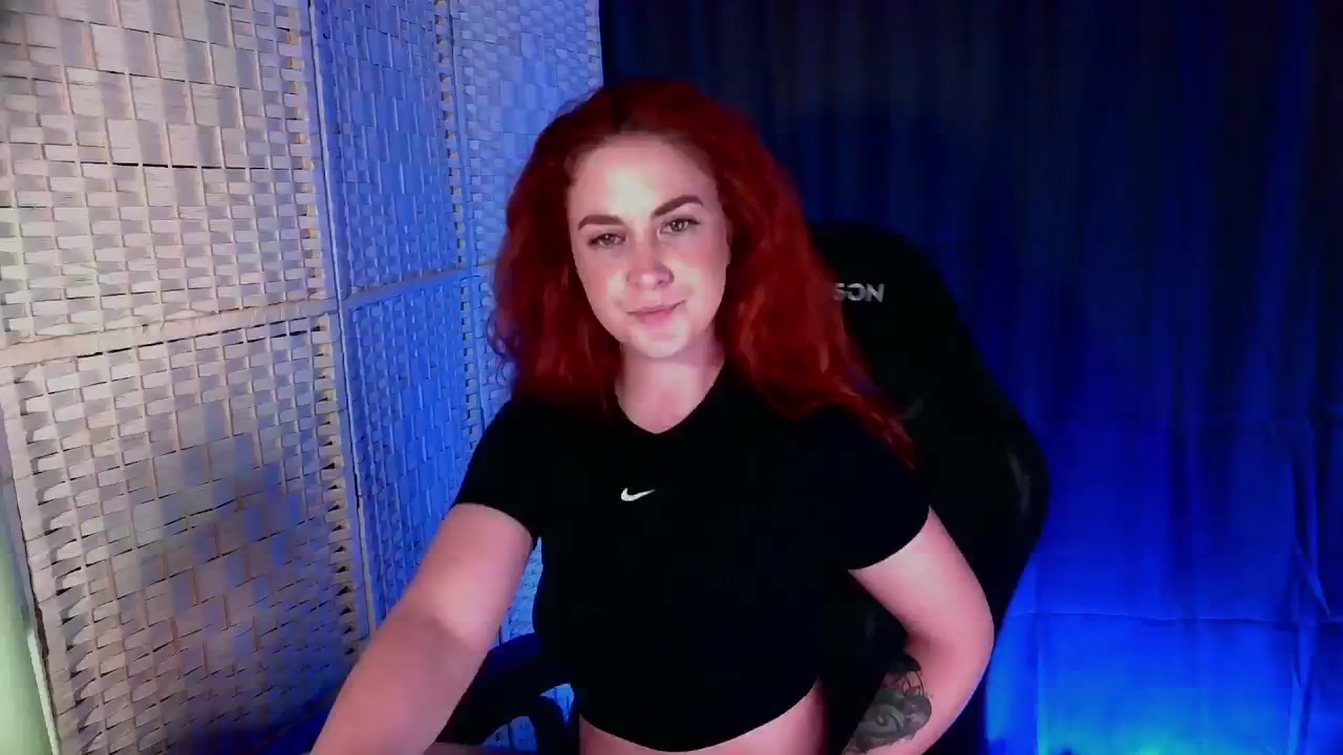 Gallery image thumbnail from KayleyxEmily's myfreecams stream on, 04/30/2025, 17:30 image 13 of 20