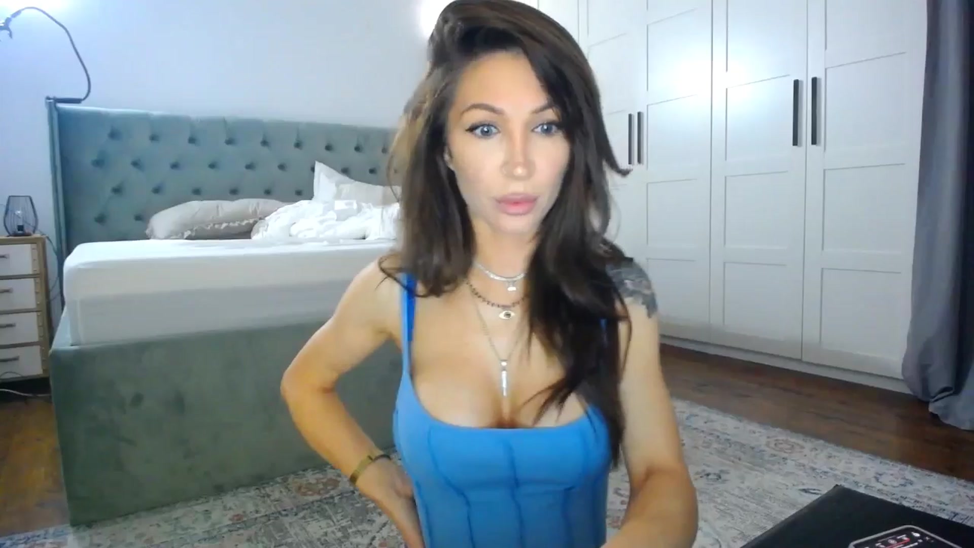 Gallery image thumbnail from Kaylicious's myfreecams stream on, 05/17/2024, 17:30 image 2 of 20