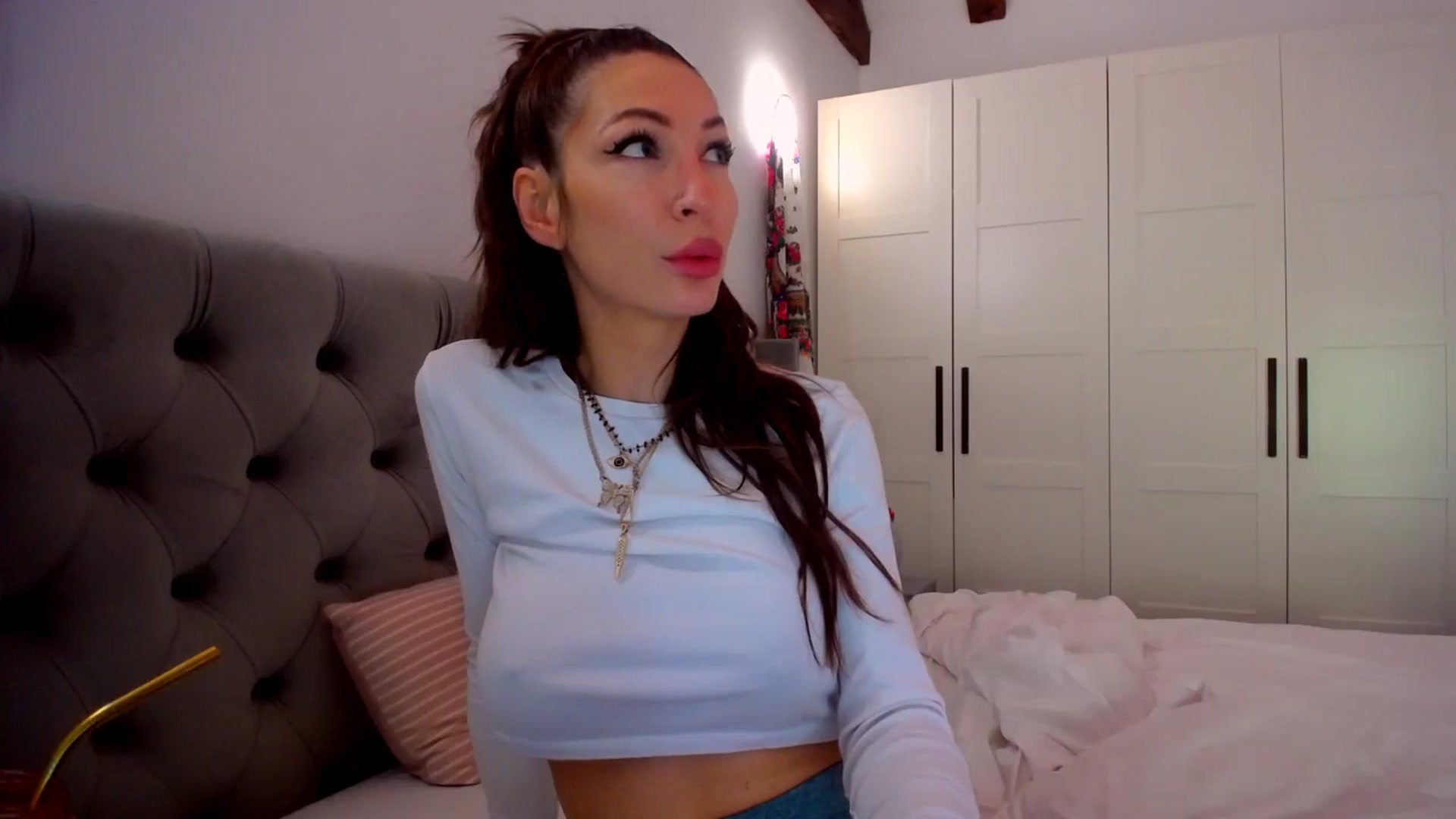 Gallery image thumbnail from Kaylicious's myfreecams stream on, 05/22/2024, 09:39 image 8 of 20
