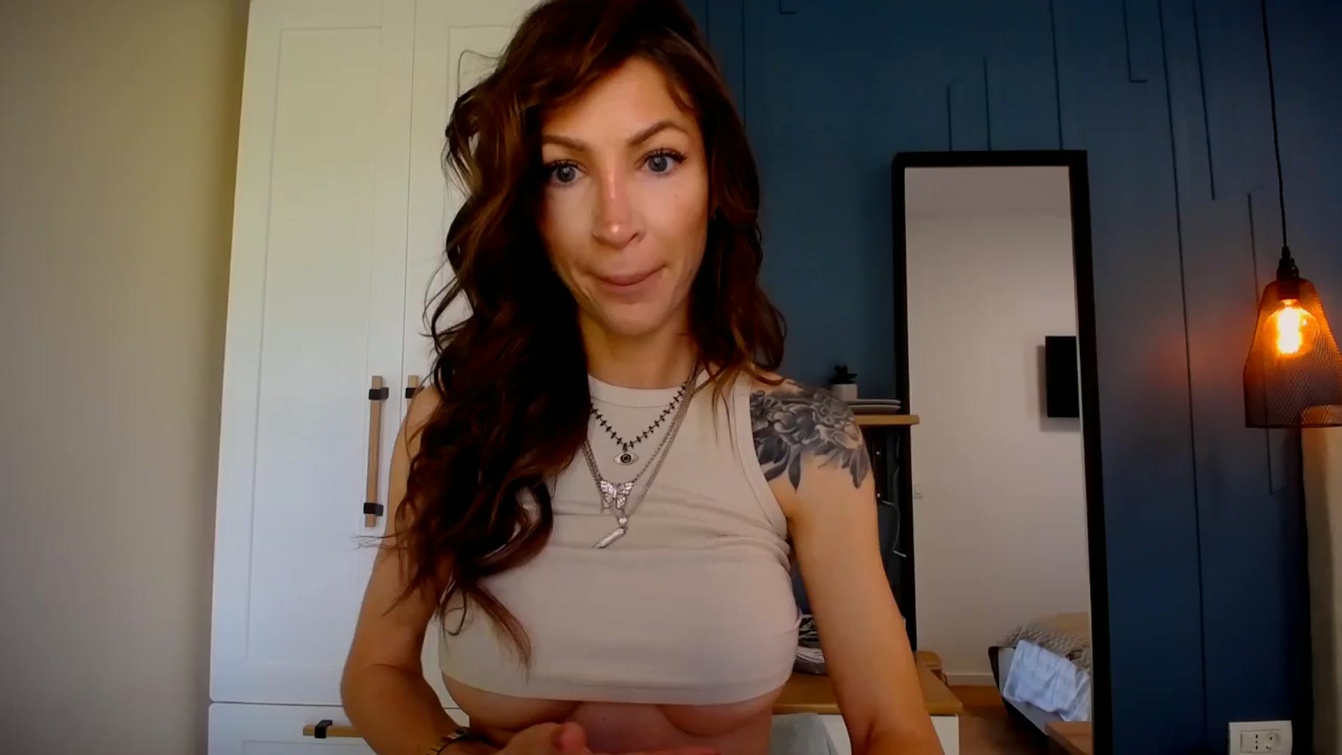 Gallery image thumbnail from Kaylicious's myfreecams stream on, 06/06/2024, 07:32 image 9 of 20
