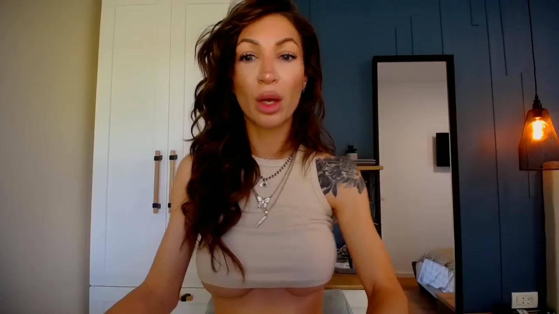 Gallery image thumbnail from Kaylicious's myfreecams stream on, 06/06/2024, 07:32 image 20 of 20