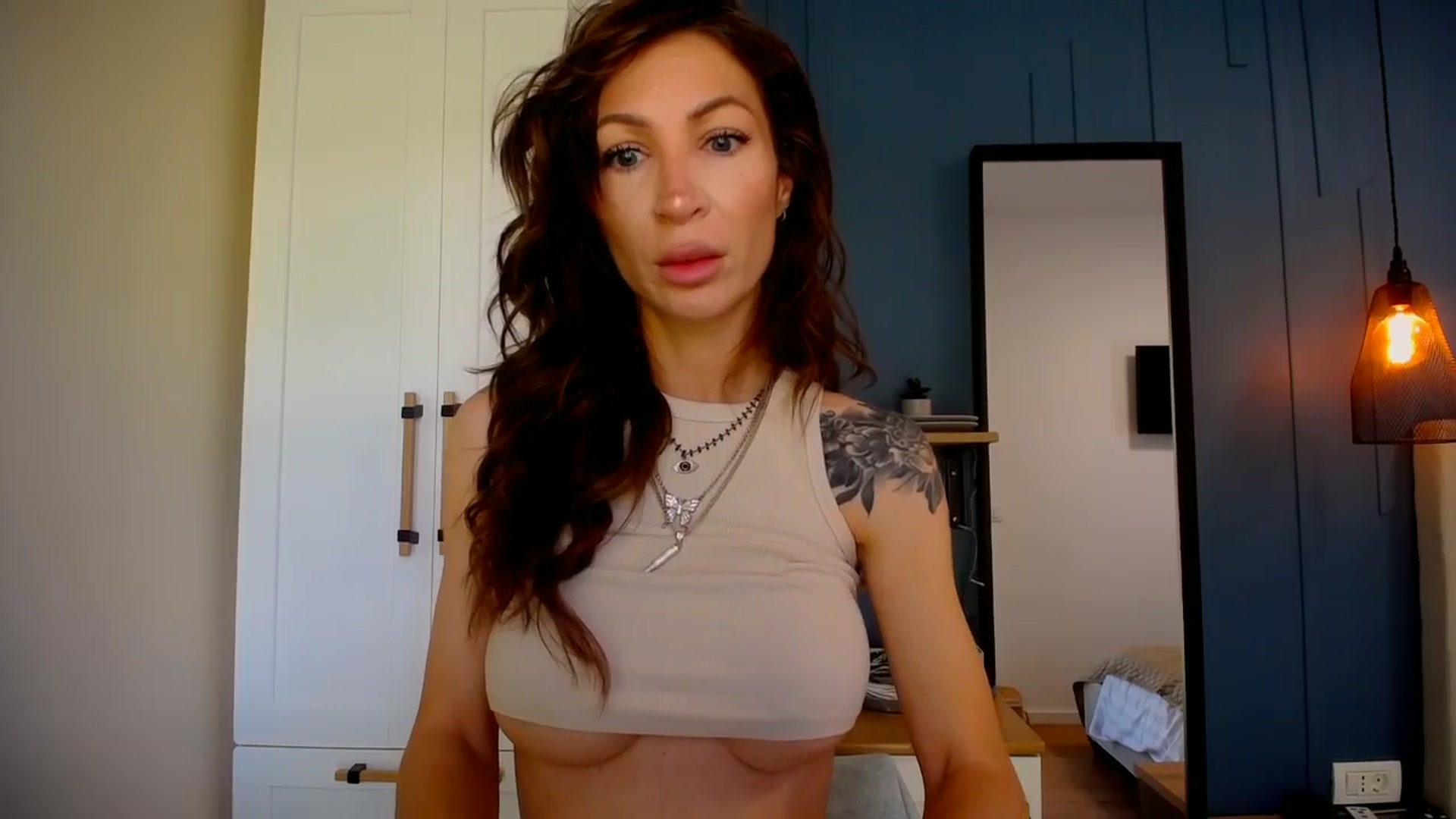Gallery image thumbnail from Kaylicious's myfreecams stream on, 06/06/2024, 07:32 image 18 of 20