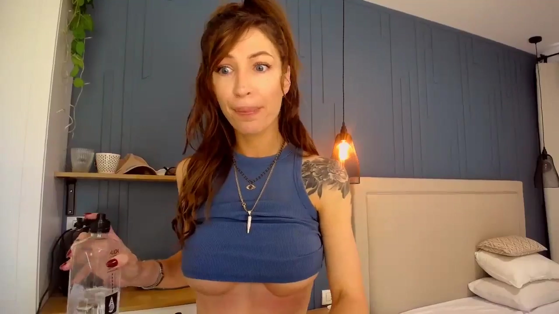 Gallery image thumbnail from Kaylicious's myfreecams stream on, 06/12/2024, 10:28 image 12 of 20