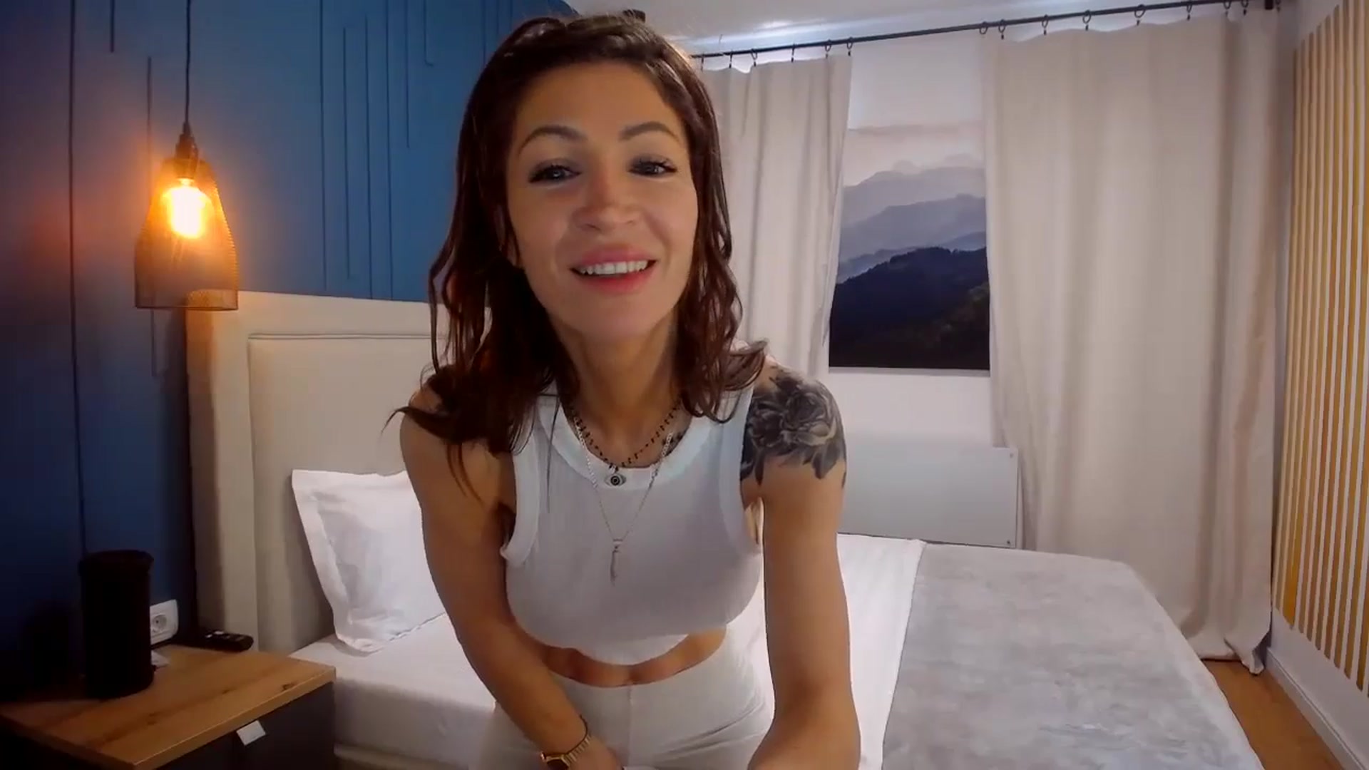 Gallery image thumbnail from Kaylicious's myfreecams stream on, 06/15/2024, 10:18 image 3 of 20