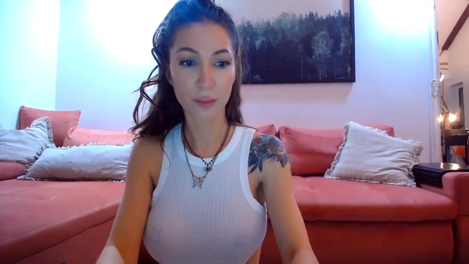 Gallery image thumbnail from Kaylicious's myfreecams stream on, 11/21/2024, 17:03 image 16 of 20