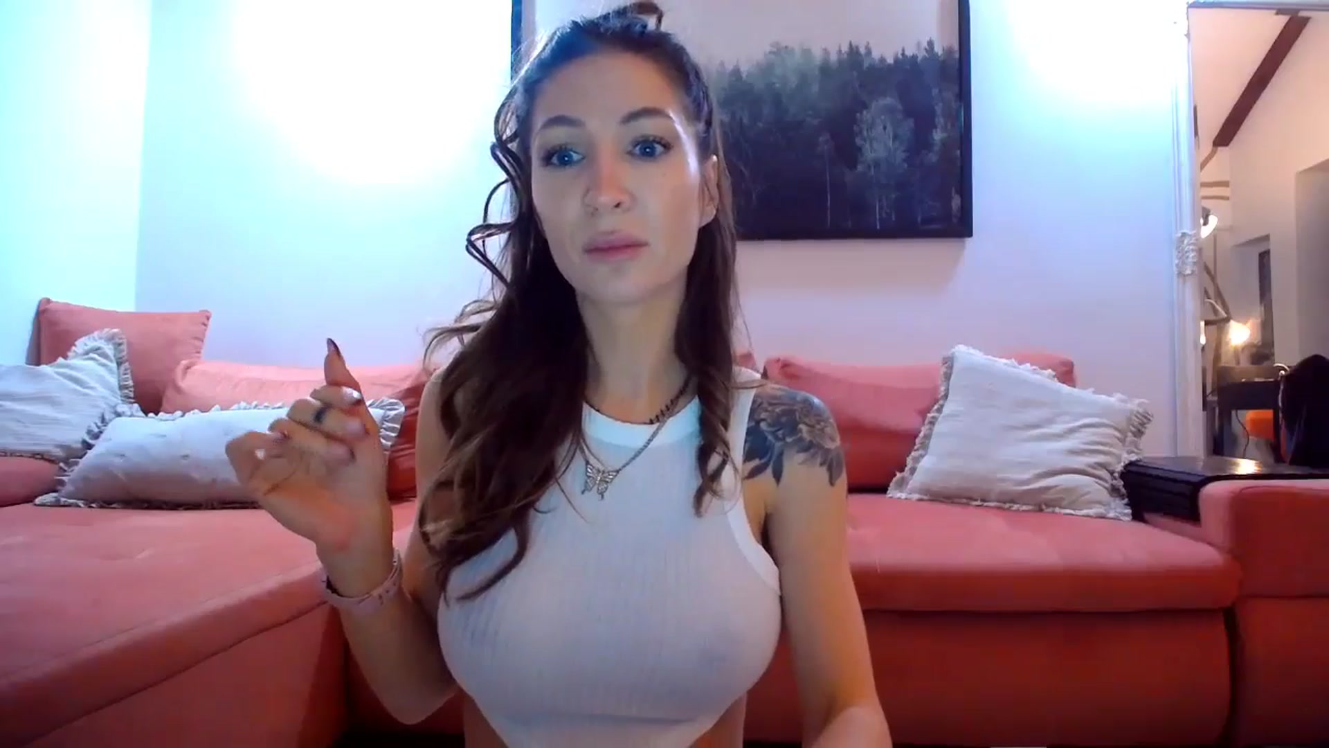Gallery image thumbnail from Kaylicious's myfreecams stream on, 11/21/2024, 17:03 image 18 of 20