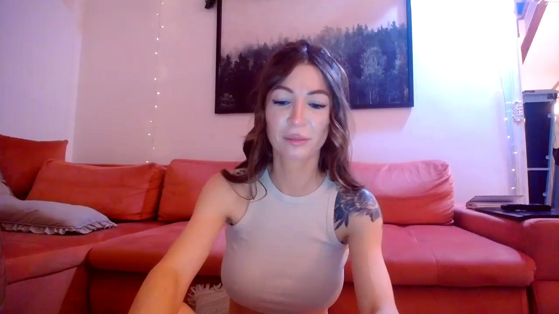 Gallery image thumbnail from Kaylicious's myfreecams stream on, 12/29/2024, 19:40 image 1 of 20