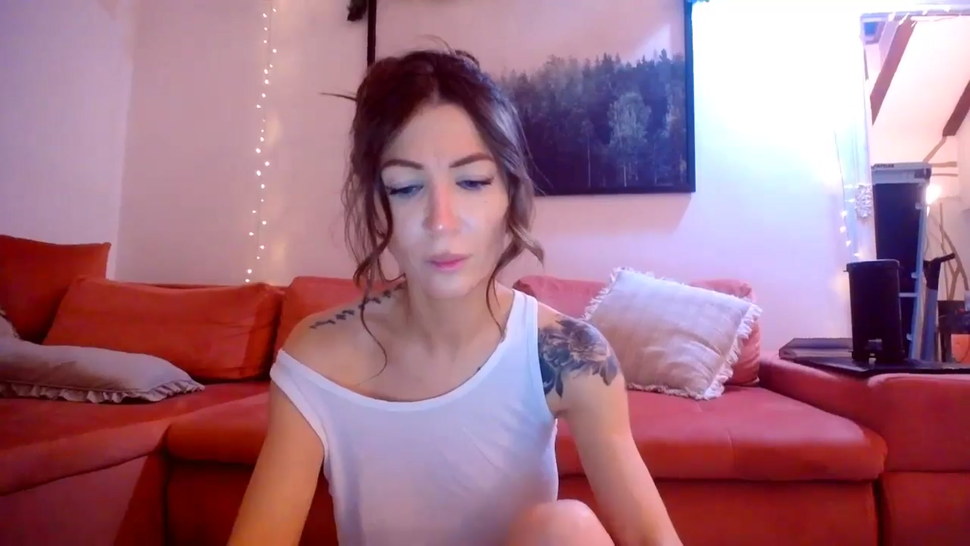 Gallery image thumbnail from Kaylicious's myfreecams stream on, 12/29/2024, 20:59 image 20 of 20