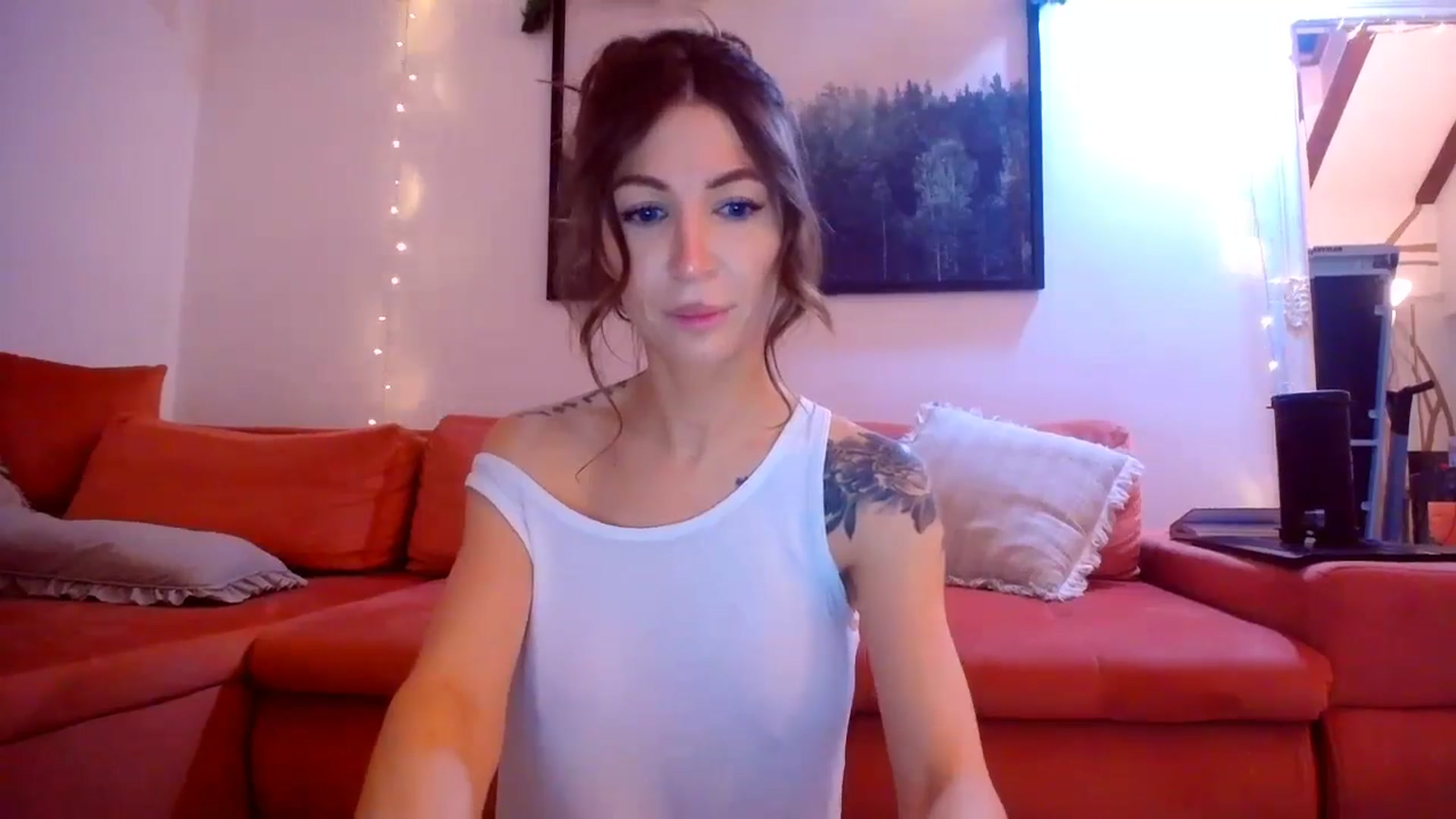 Gallery image thumbnail from Kaylicious's myfreecams stream on, 12/29/2024, 20:59 image 8 of 20