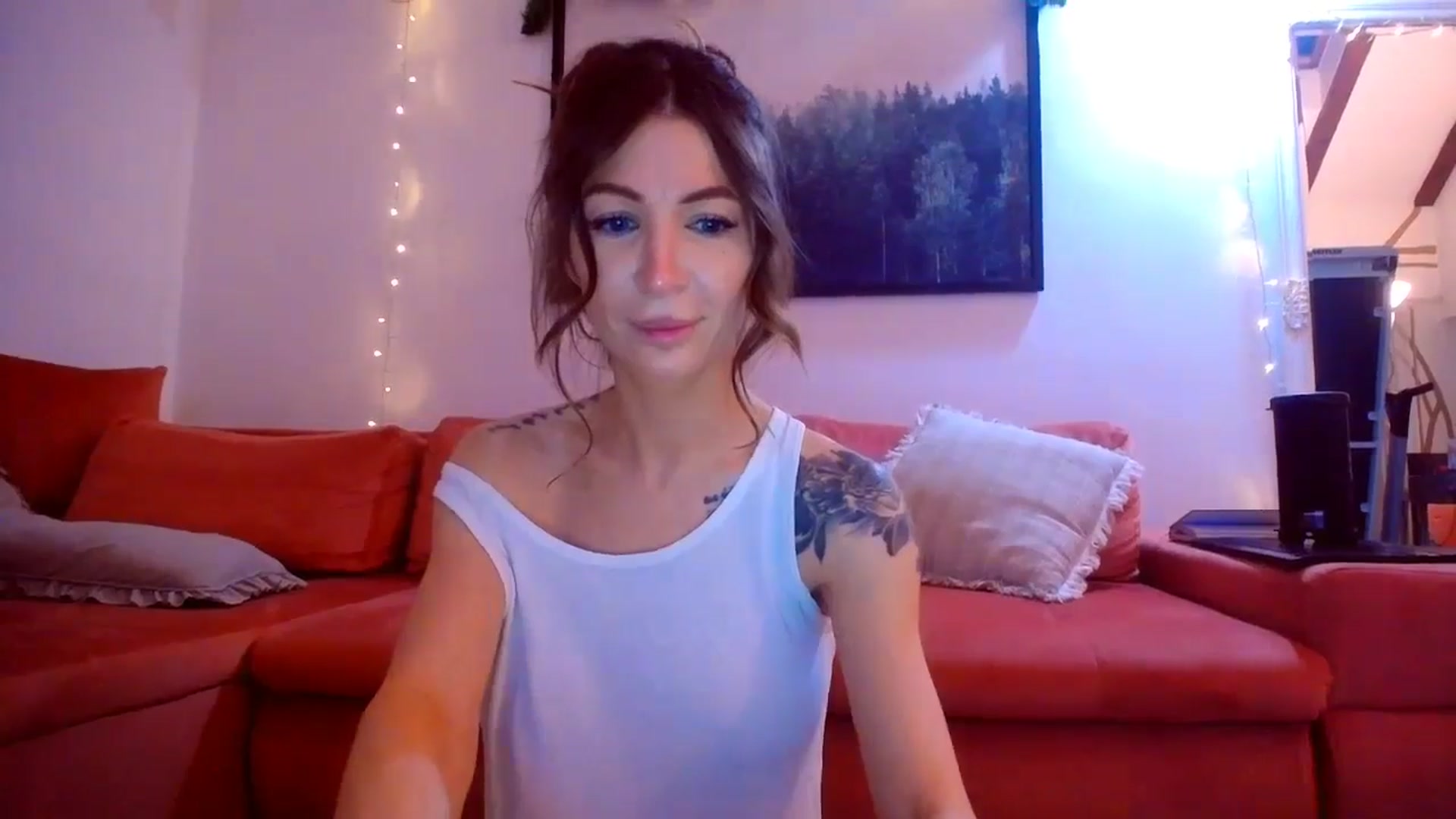 Gallery image thumbnail from Kaylicious's myfreecams stream on, 12/29/2024, 20:59 image 11 of 20