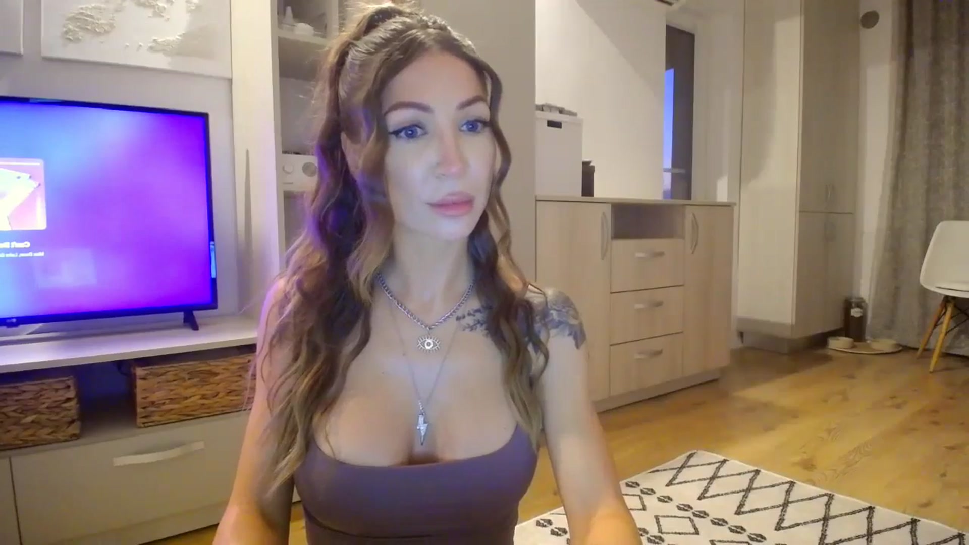 Gallery image thumbnail from Kaylicious's myfreecams stream on, 08/02/2025, 18:10 image 20 of 20
