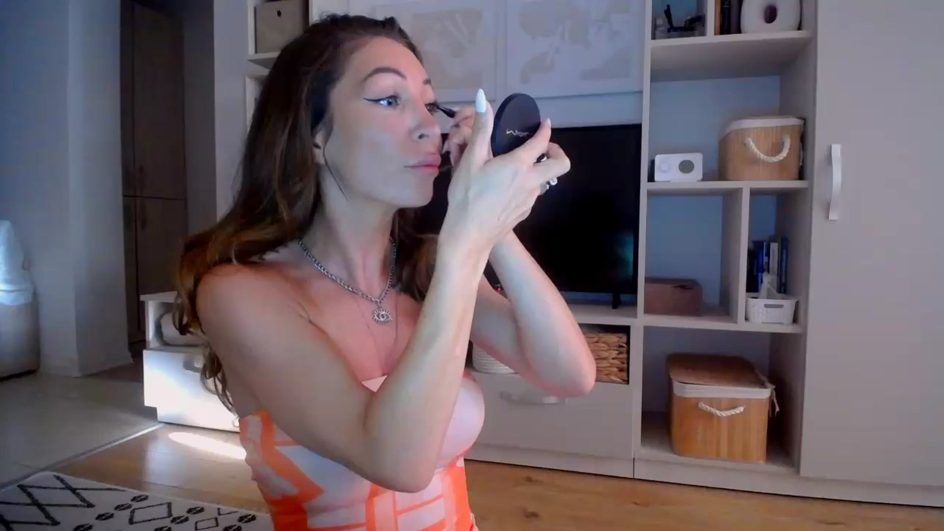 Gallery image thumbnail from Kaylicious's myfreecams stream on, 08/24/2025, 15:42 image 8 of 20
