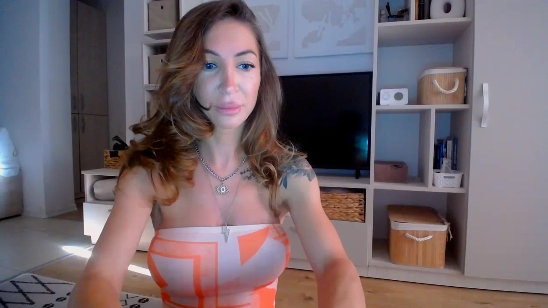 Gallery image thumbnail from Kaylicious's myfreecams stream on, 08/24/2025, 15:42 image 10 of 20