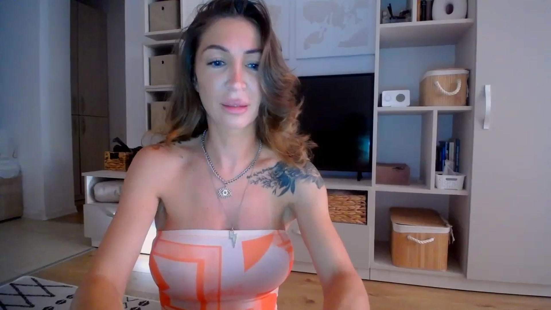 Gallery image thumbnail from Kaylicious's myfreecams stream on, 08/24/2025, 15:42 image 5 of 20