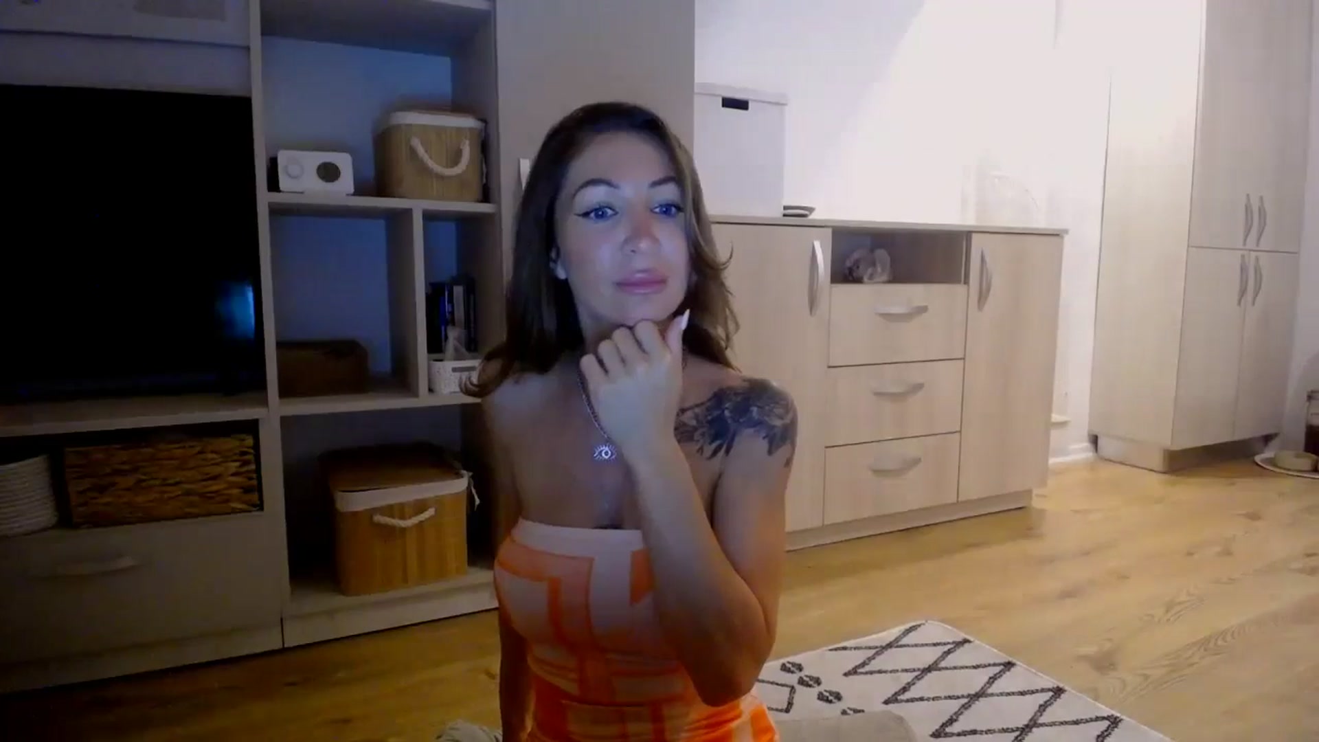 Gallery image thumbnail from Kaylicious's myfreecams stream on, 08/24/2025, 20:18 image 2 of 20