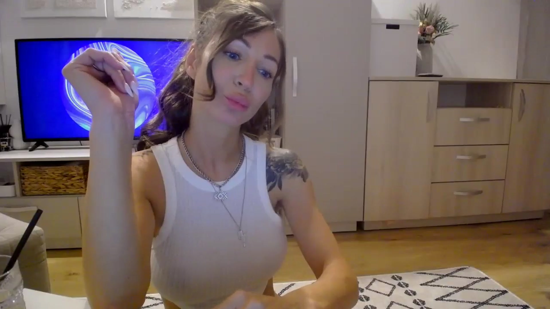 Gallery image thumbnail from Kaylicious's myfreecams stream on, 08/29/2025, 20:06 image 13 of 20
